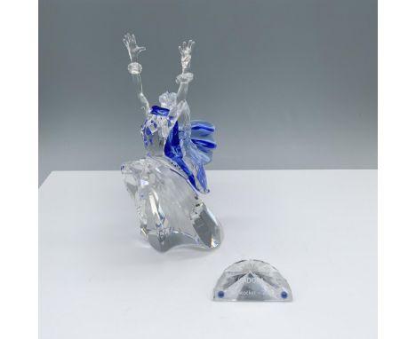 Available during 2002, Isadora is the first of the Magic of Dance Trilogy. This Trilogy was the first time the designs had be