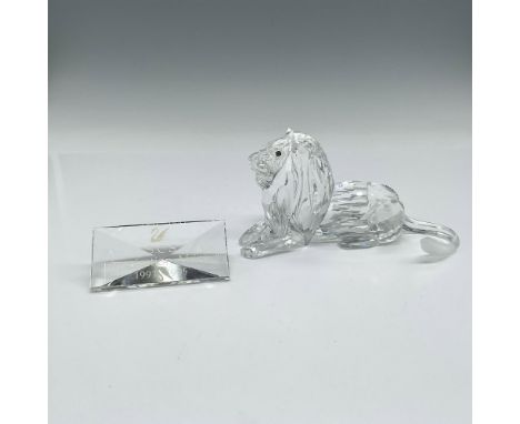 Final piece of the Inspiration Africa collection. Figure has faceted crystal body with large crystal mane and amber eyes. Swa