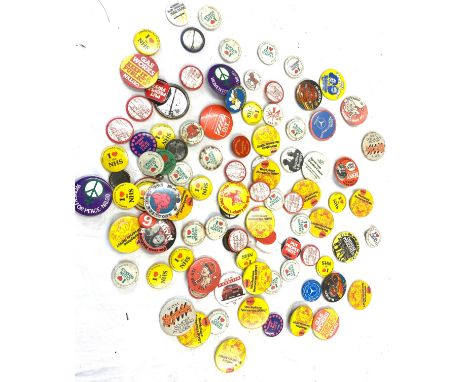 Large selection of vintage badges 