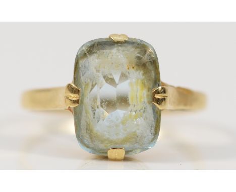 A 585 gold blue gemstone dress ring, 11mm x 8mm gemstone, K, 2.4g