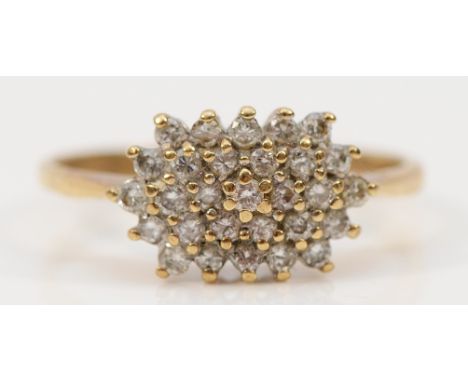 A 9ct gold diamond cluster ring, stated 0.50ct, Q, 2.5g