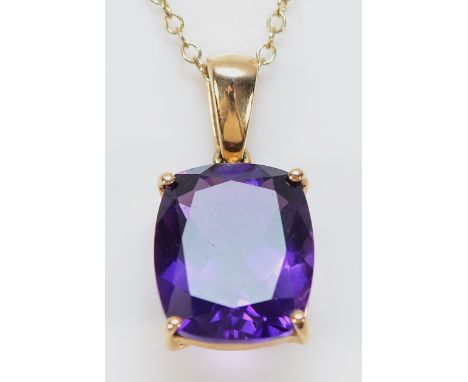 A 9ct gold amethyst pendant on a chain, 12mm x 10mm amethyst, 2.8g