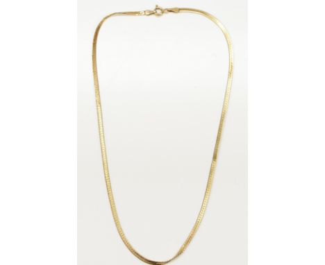 A 9ct gold herringbone chain, 19cm, 3.6g