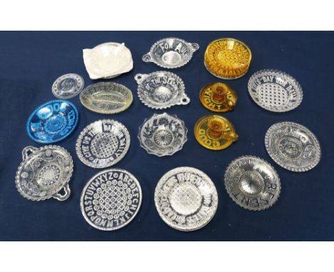 A collection of 19th Century and 20th Century glass wares to include Boer war commemorative, tourist holiday dishes, plates, 