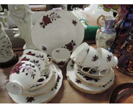 A part tea service by Colclough pat no 7906 20 pieces approx