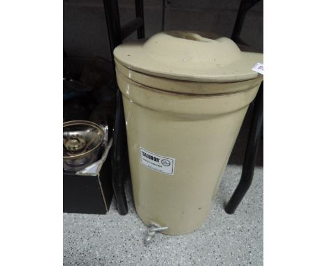 A ceramic Saludor water purifier