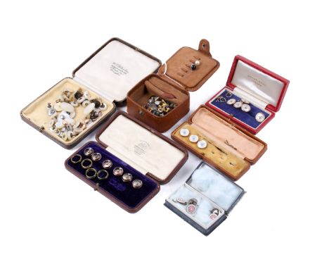 An assortment of vintage shirt studs and some cufflinks. Including a set of five mother-of-pearl buttons backed onto rose met