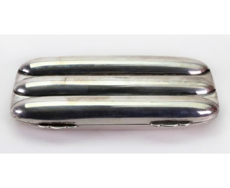 An Edwardian silver triple cigar case, makers mark S.M.L., Birmingham 1901, gilt lined, hinged opening, 13cm long, 4ozs.