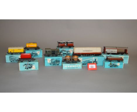 HO gauge. Nine items of Marklin rolling stock: 4504; 4509; 4510; 4513; 4502; 4613; 4600; 4517; 4633. G-VG, boxed. (9)