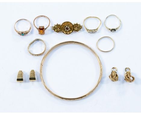 A collection of gold jewellery to include an 18ct gold and diamond ring (band misshaped) total gross weight approx 2.3gms, a 