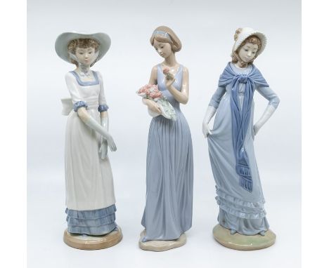 Three Nao figures of young ladies