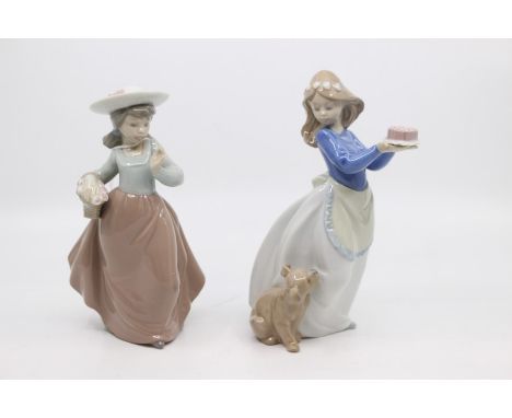 Two Nao figures of young ladies