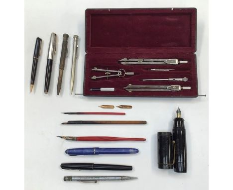 A collection of vintage calligraphy and fountain pens, to include Giant Pen and a vintage geometry set (1 bag)&nbsp;