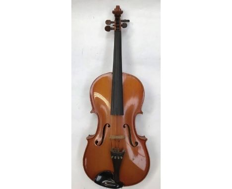 Full size Viola. Set up bar one string. Michael Poller label.