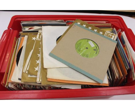 A box of approx 200, 7 inch single records including lots of soul and pop from the 60s to 70s including Michael Jackson and p