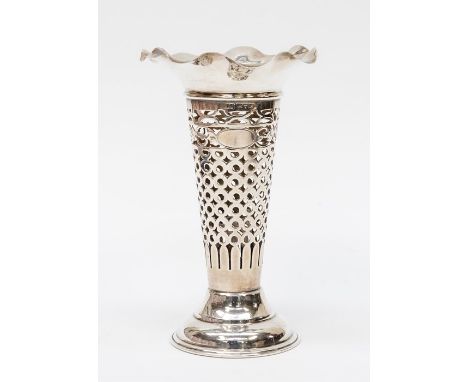 An Edwardian silver trumpet shaped vase with flared rim, the body with openwork geometric pattern on raised foot, by Jay, Ric