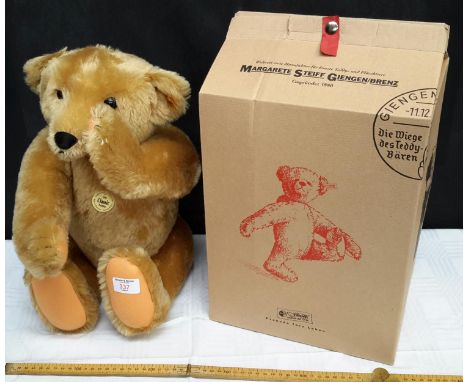 Steiff 1906 classic teddy together with box 