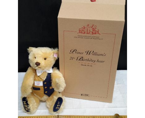 Prince William 21st Birthday Steiff bear, together with box 
