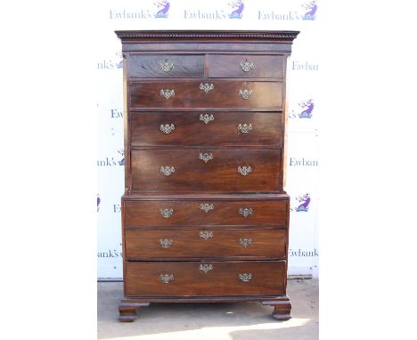 19th century mahogany chest on chest of two short over three long graduated drawers over three further long graduated drawers