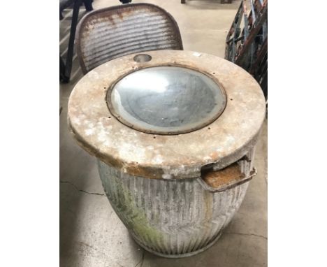 A galvanised lidded dolly tub/washboard 