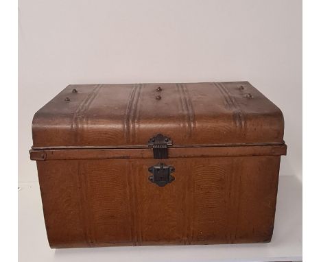 Large vintage metal trunk painted brown finish. H: 45cm x W: 70cm x D: 48cm. Collection only. 