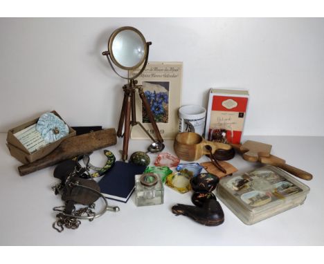 Good selection of vintage collectable items. Collection only. 