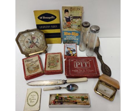 Assortment of collectable vintage items. Collection only. 