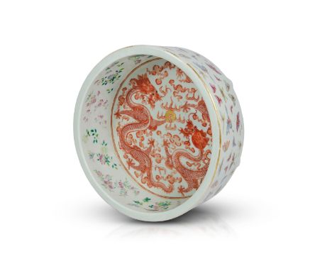 Chinese early 19th century dragon jardiniere, circular vessel decorated on the interior with iron-red dragons chasing a flami