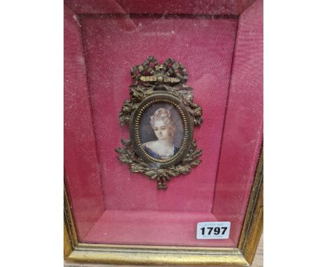 A DECORATIVE MINIATURE PORTRAIT PAINTING OF A LADY IN 18th CENTURY DRESS.