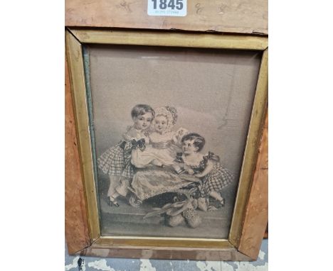 A GROUP OF ANTIQUE AND LATER PORTRAIT PRINTS ETC, SOME IN MAPLE FRAMES