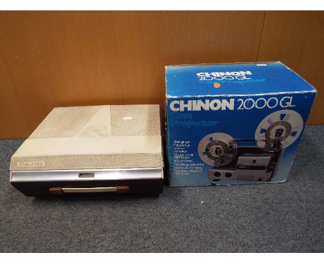 A Chinon 2000GL cine projector, boxed and a Fidelity tape recorder model No. TR5, serial No. 95478 (2)