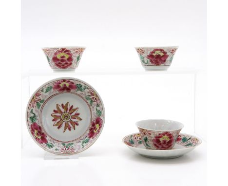 Including 3 cups and 2 saucers, saucers are 10 cm. in diameter, chip and hairline.