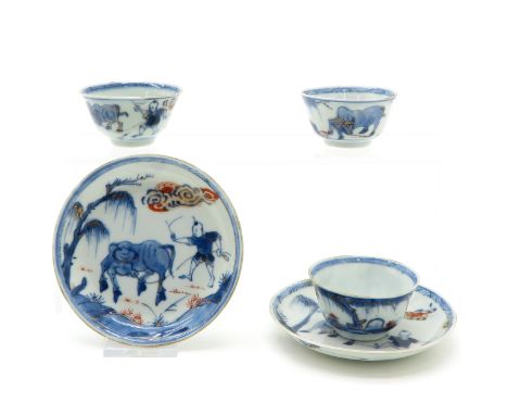 China, saucers are 11 cm. in diameter, restored.