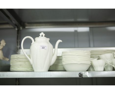 ENGLISH PLAIN WHITE CHINA LARGE DINNER, TEA AND COFFEE SERVICE, VIZ 42 DINNER PLATES, 40 DESSERT PLATES, 16 SIDE PLATES, 11 D