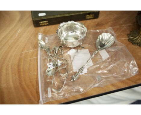AN INTER-WAR YEARS SILVER SUGAR BASIN, A PAIR OF SILVER SUGAR TONGS AND A SILVER NECKLACE, ALSO A PAIR OF EPNS SUGAR TONGS, A