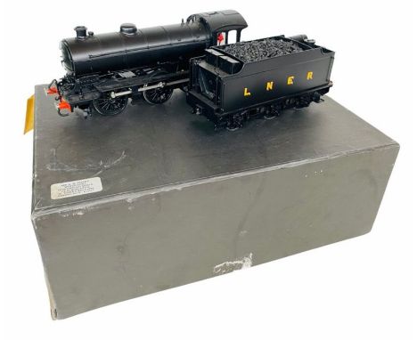 Bachmann Brassworks / Sancheng 'O' Gauge 7mm LNER J39 Locomotive with 4200 Gallon Tender - Boxed&nbsp;