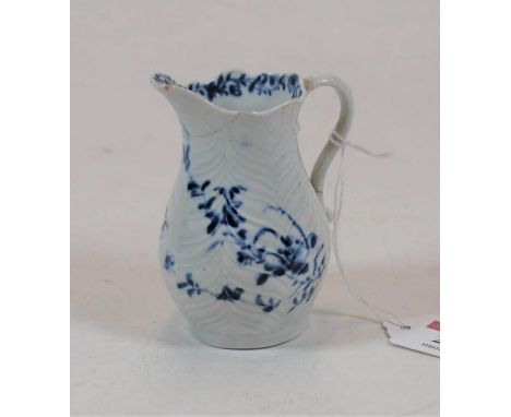 An 18th century Worcester porcelain blue and white cream jug (a/f), 9.5cm
