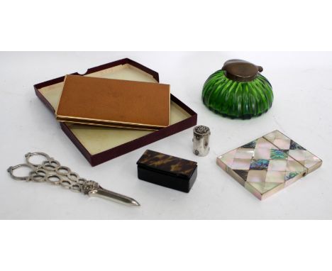 A CONTINENTAL ART NOUVEAU GREEN GLASS INK WELL together with a Victorian mother of pearl calling card case and a papier mache