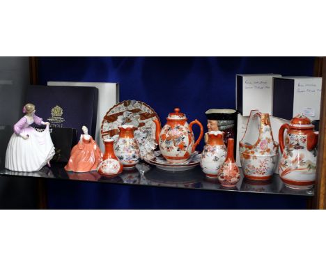 A SMALL QUANTITY OF CERAMICS to include Japanese porcelain, a Royal Doulton figurine, a Royal Worcester Golden Jubilee plate 