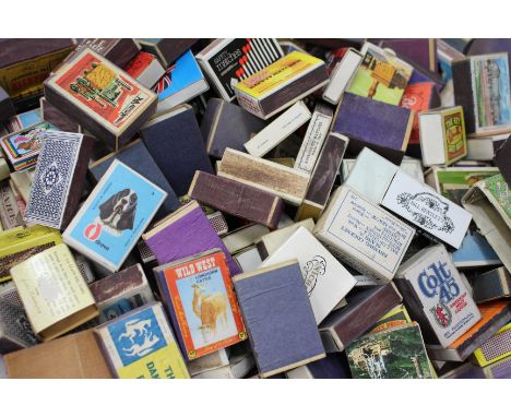 A LARGE COLLECTION OF ADVERTISING LABELS some mounted in albums, some loose, to include: cigar labels, cigarette labels, vari