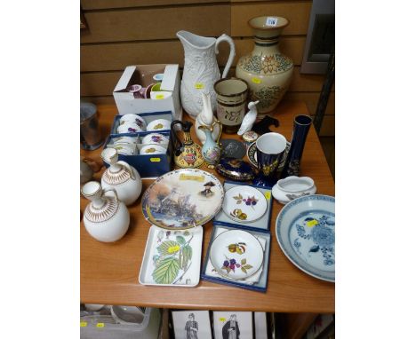 Large parcel of miscellaneous china including Worcester, Wedgwood etc
