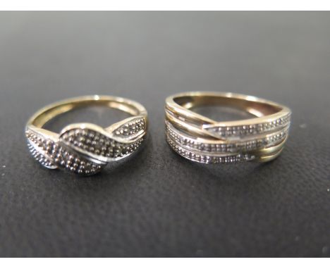 Two 9ct gold band rings with single-cut diamond highlights - Hallmarked London - Ring size P - Weight approx 5.5gms
Condition