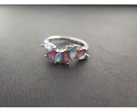 A 9ct gold diamond and gem-set ring - Believed to be topaz - Hallmarked London - Ring size S - Weight approx 2.9gms
Condition