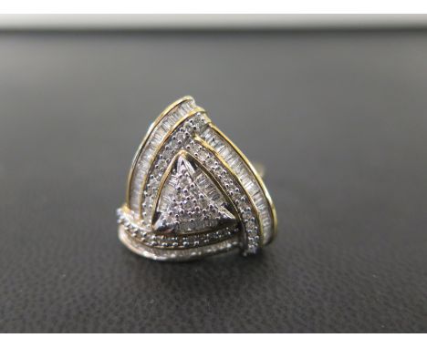 A 9ct gold diamond cluster-style ring - Set with baguette and single-cut diamonds - Hallmarked Birmingham - Ring size N 1/2 -