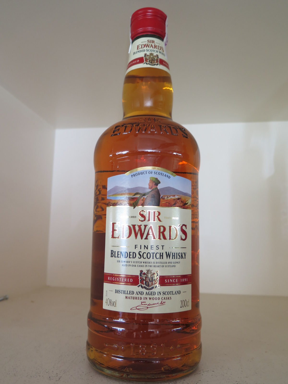A bottle of 2 litre Sir Edwards Scotch Whiskey 40 by Vol a soft