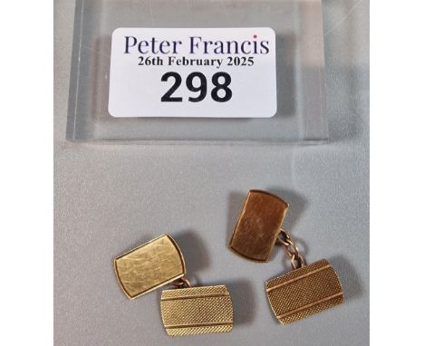 Pair of 9ct gold engine turned gents cufflinks. 4.7g approx. (B.P. 21% + VAT)