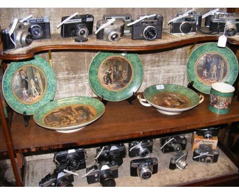 Six items of Prattware, two comports, three plates and a mug