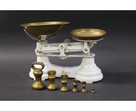 Small set of vintage scales plus graduating weights