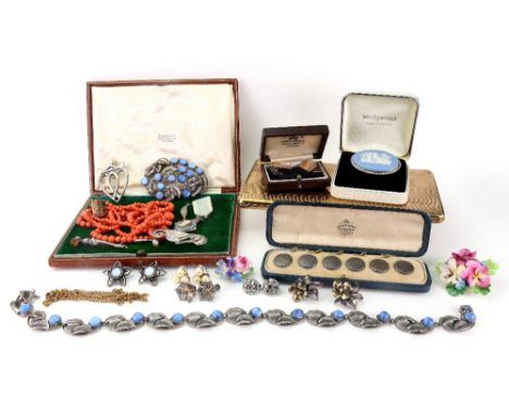 A quantity of silver and costume jewellery comprising:  6 silver buttons, Chester 1906, cased; a 3-row graduated coral bead n