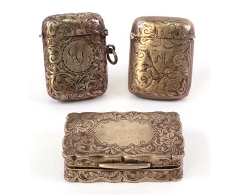 An Edwardian silver snuff box, Birmingham 1903, makers mark G H., in early Victorian style, shaped rectangular, leafy scroll 